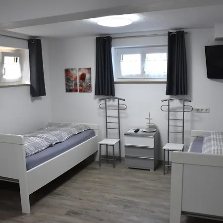 Monteurzimmer Im Rosengarten Privatunterkunft