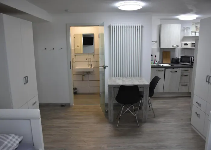 בית אירוח Monteurzimmer Im Rosengarten