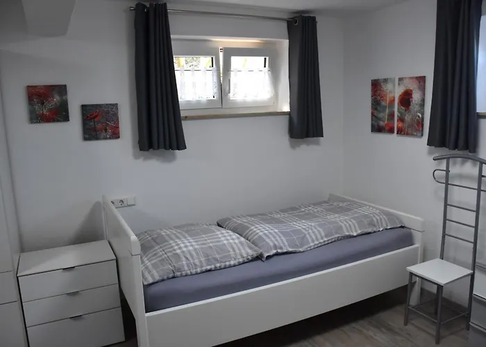 בית אירוח Monteurzimmer Im Rosengarten Ebenweiler